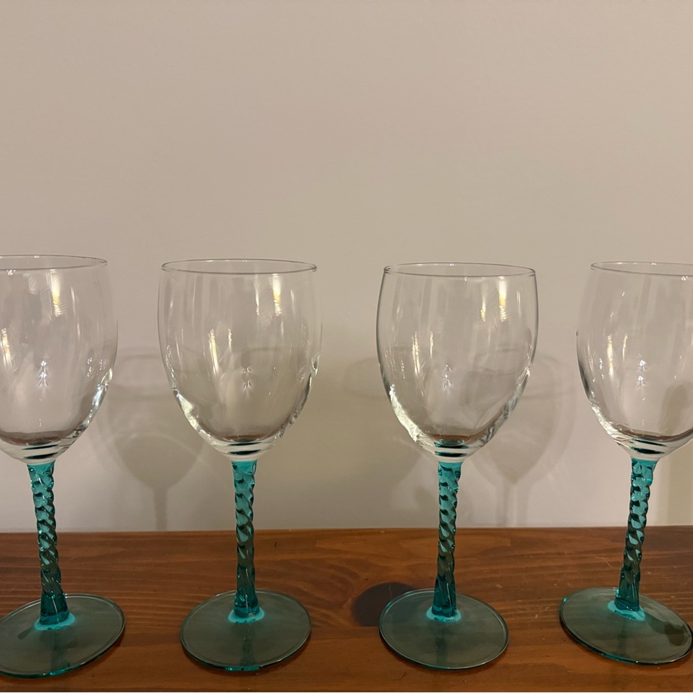 VINTAGE Angelique Aqua by Cristal D’Arques-Durand Twisted Stem Glasses Set of 4